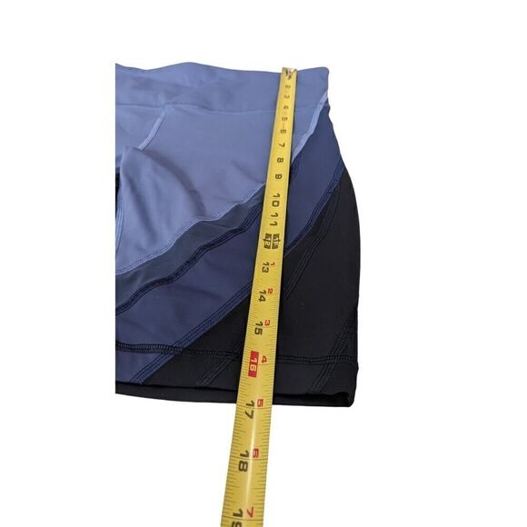 Lululemon Colour Me Ombre Bike Short Blue 9" Yoga Women's 6 - Picture 5 of 6
